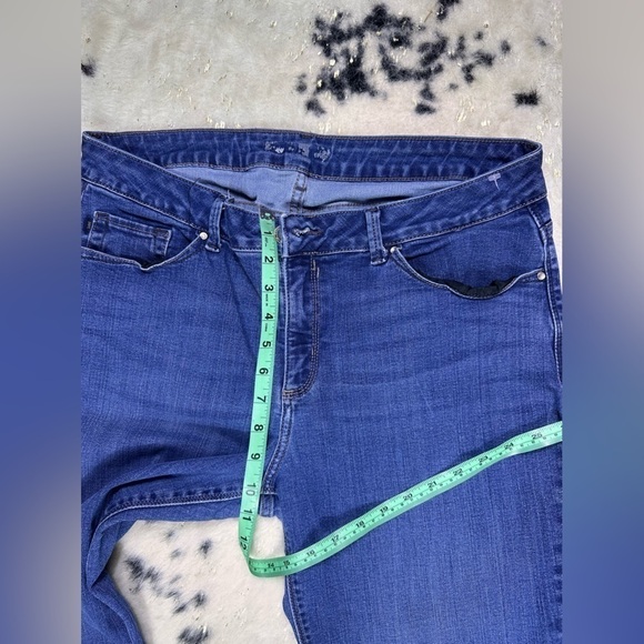 Lee Vintage Dark Wash Mid Rise Straight Leg Denim Jeans Size 22 - Picture 2 of 7